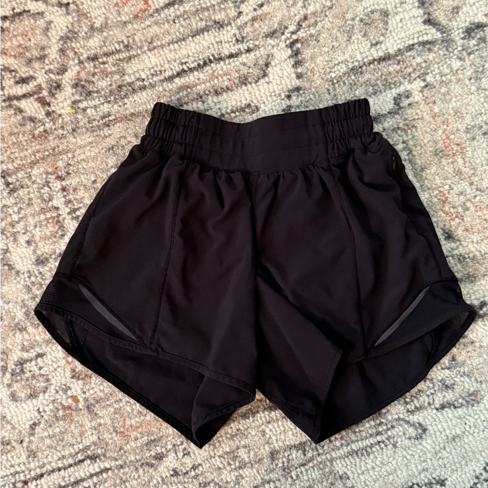 Black Women's Hotty Hot Short 4” lined